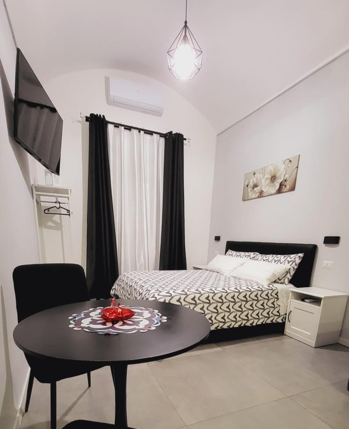 Giglio Rosso Bed and Breakfast Bari Buitenkant foto